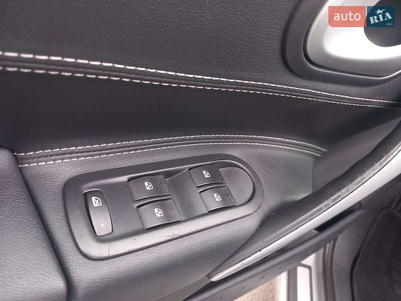 Хэтчбек Renault Megane 2008 в Городке фото 16 Хэтчбек Renault Megane 2008 в Городке