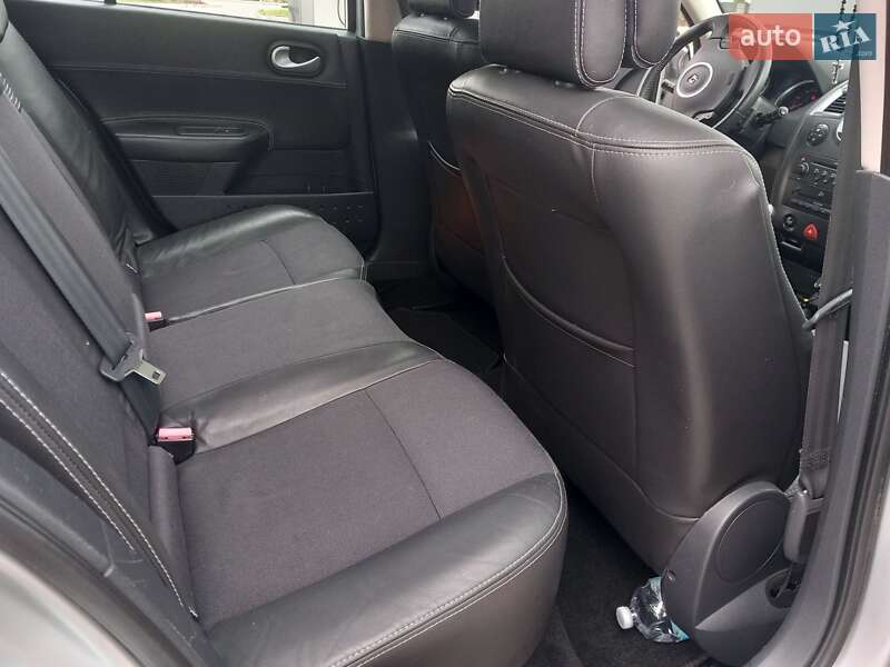 Хэтчбек Renault Megane 2008 в Городке фото 15 Хэтчбек Renault Megane 2008 в Городке