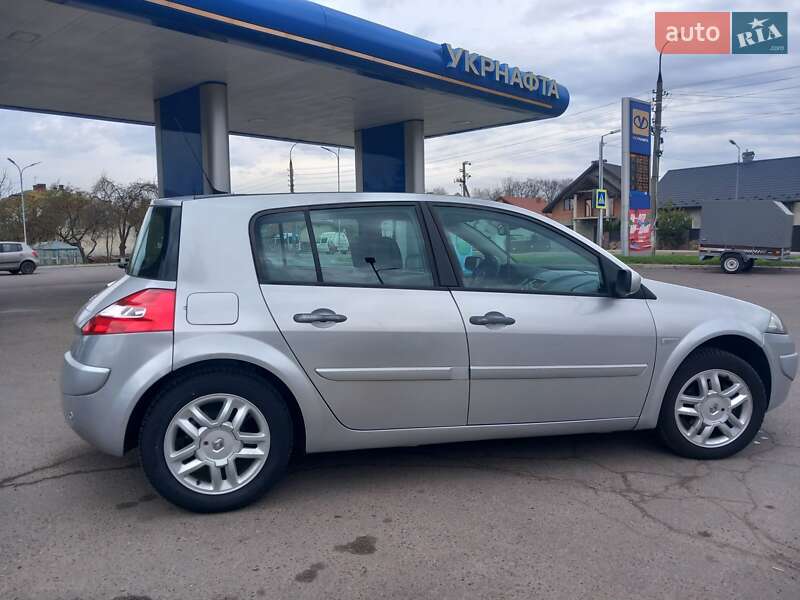 Хэтчбек Renault Megane 2008 в Городке фото 8 Хэтчбек Renault Megane 2008 в Городке