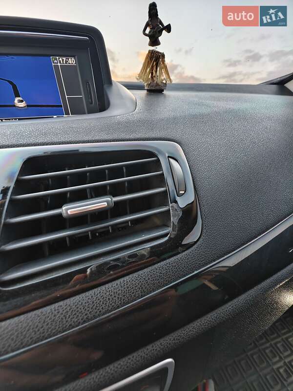 Универсал Renault Megane 2012 в Баштанке фото 45 Универсал Renault Megane 2012 в Баштанке