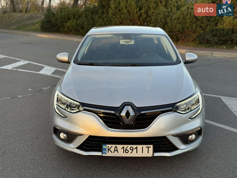Седан Renault Megane 2018 в Киеве
