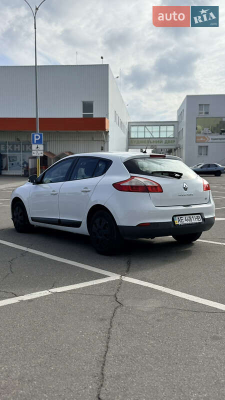 Хэтчбек Renault Megane 2013 в Днепре