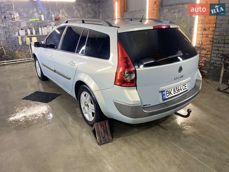 Универсал Renault Megane 2003 в Ровно фото 8 Универсал Renault Megane 2003 в Ровно