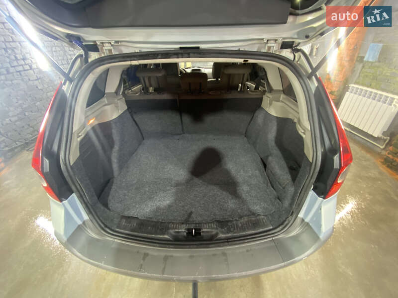 Универсал Renault Megane 2003 в Ровно фото 16 Универсал Renault Megane 2003 в Ровно