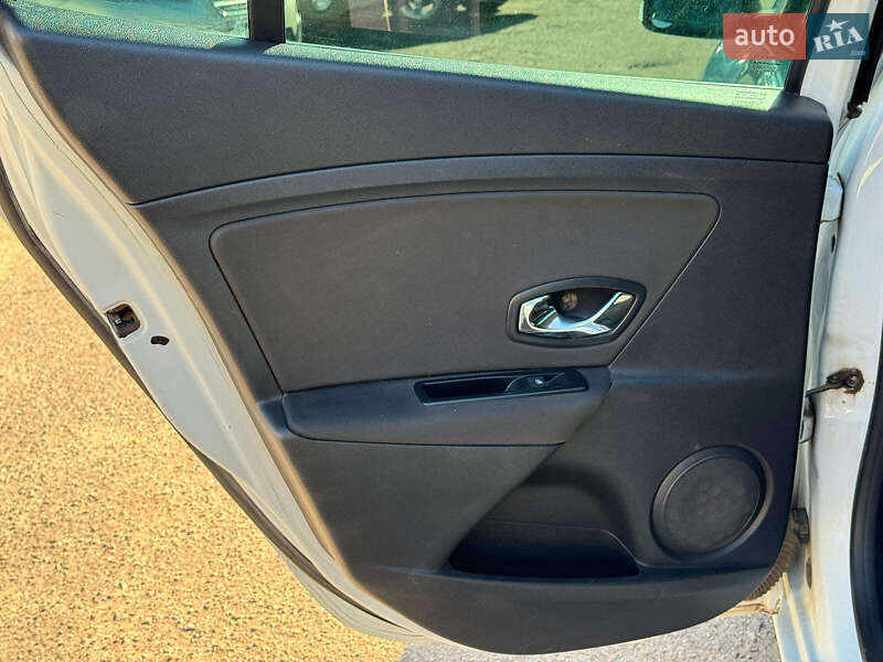 Хэтчбек Renault Megane 2014 в Виннице фото 18 Хэтчбек Renault Megane 2014 в Виннице