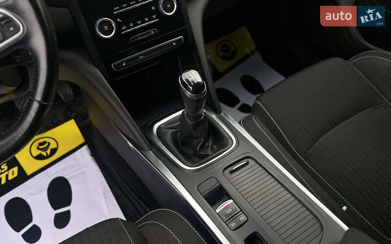 Седан Renault Megane 2017 в Мукачево