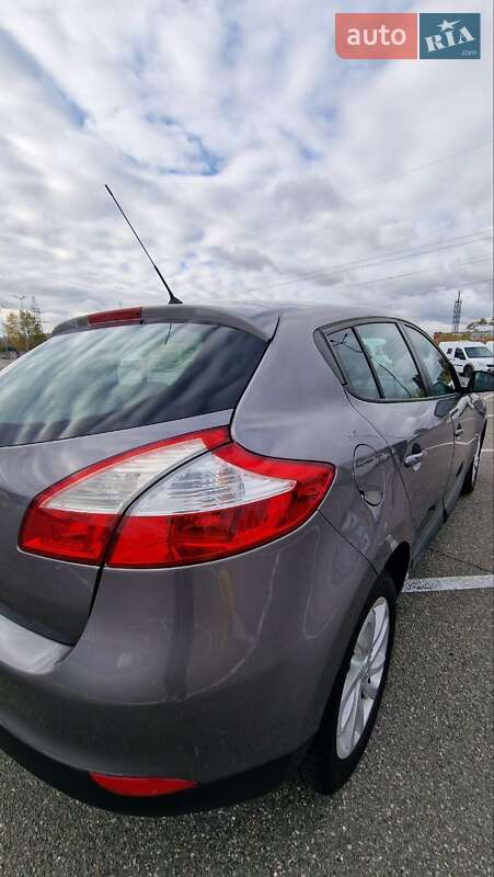 Хэтчбек Renault Megane 2014 в Киеве фото 14 Хэтчбек Renault Megane 2014 в Киеве