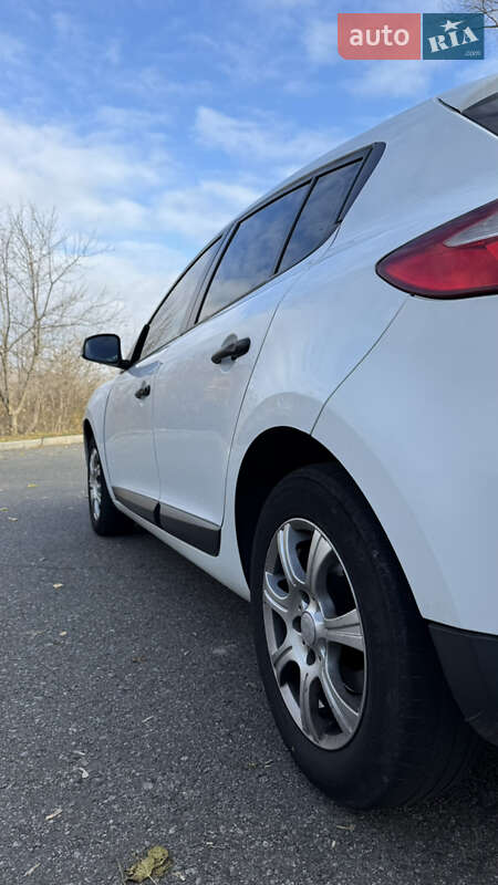 Хэтчбек Renault Megane 2010 в Киеве фото 7 Хэтчбек Renault Megane 2010 в Киеве