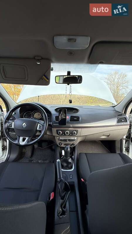 Хэтчбек Renault Megane 2010 в Киеве фото 24 Хэтчбек Renault Megane 2010 в Киеве