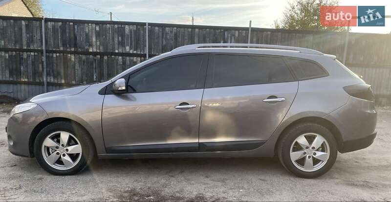 Универсал Renault Megane 2010 в Кременчуге фото 13 Универсал Renault Megane 2010 в Кременчуге