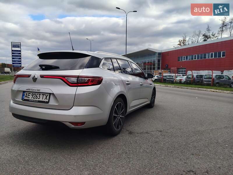Универсал Renault Megane 2017 в Киеве