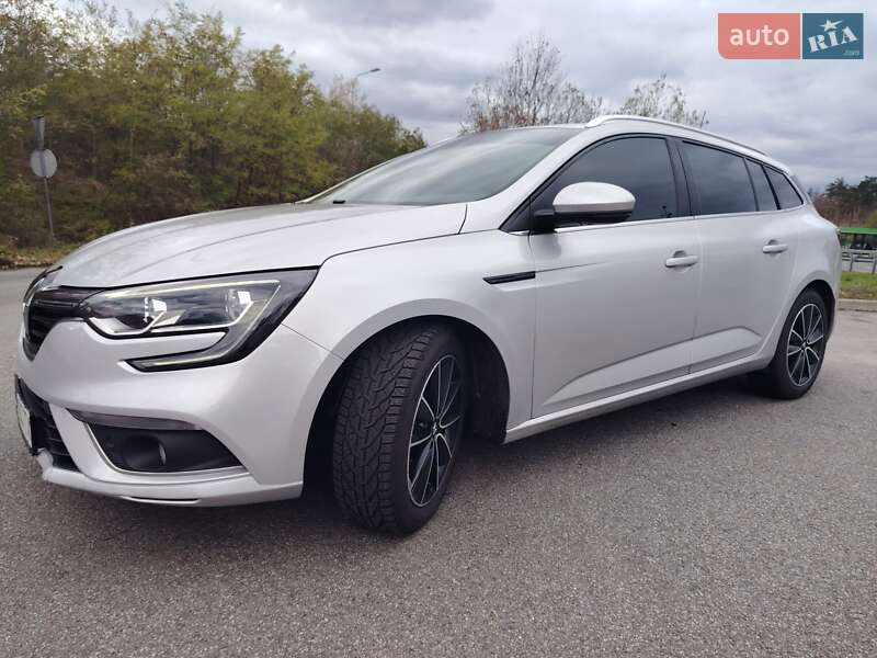 Универсал Renault Megane 2017 в Киеве