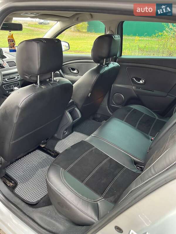 Універсал Renault Megane 2010 в Гадячі