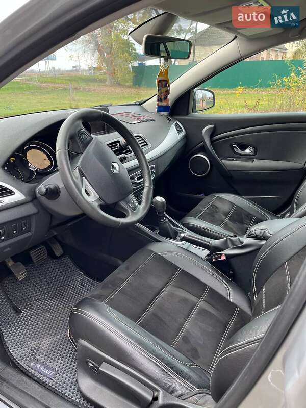 Універсал Renault Megane 2010 в Гадячі