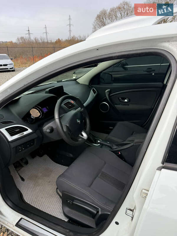 Универсал Renault Megane 2010 в Хмельницком фото 7 Универсал Renault Megane 2010 в Хмельницком