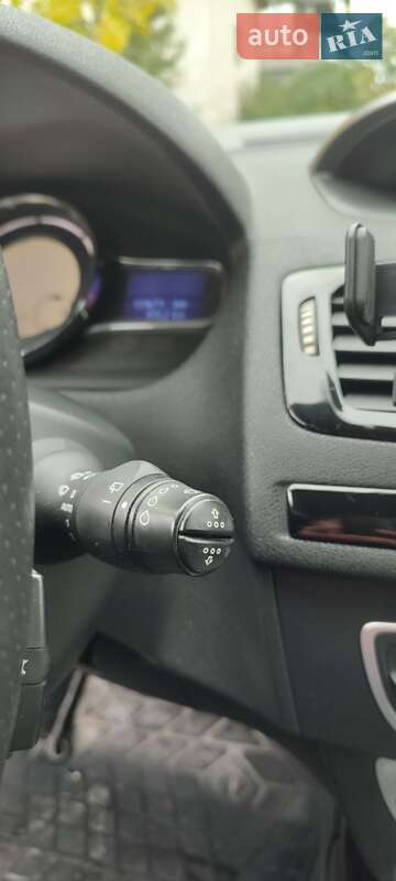 Хэтчбек Renault Megane 2011 в Ивано-Франковске фото 13 Хэтчбек Renault Megane 2011 в Ивано-Франковске