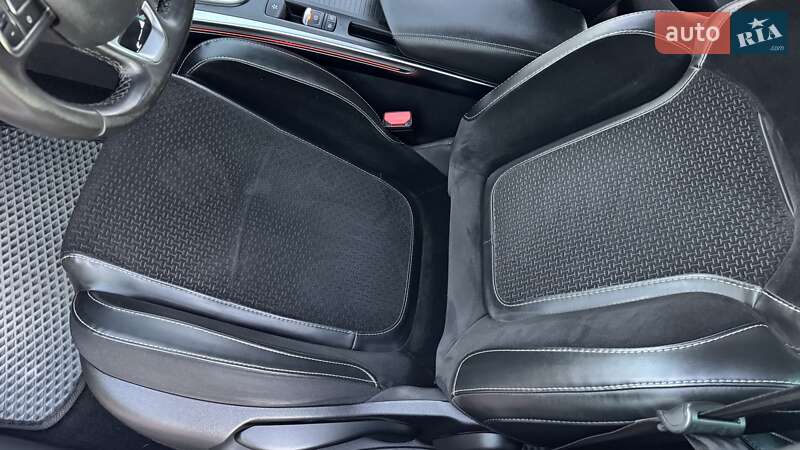 Универсал Renault Megane 2017 в Киеве фото 21 Универсал Renault Megane 2017 в Киеве