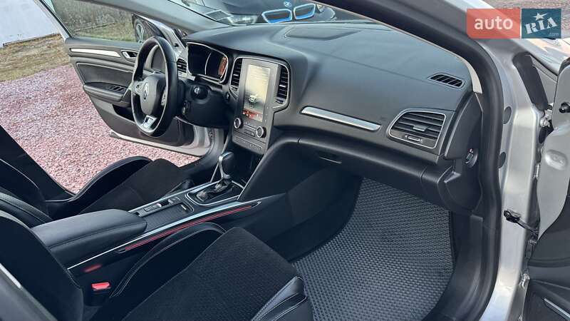 Универсал Renault Megane 2017 в Киеве фото 32 Универсал Renault Megane 2017 в Киеве