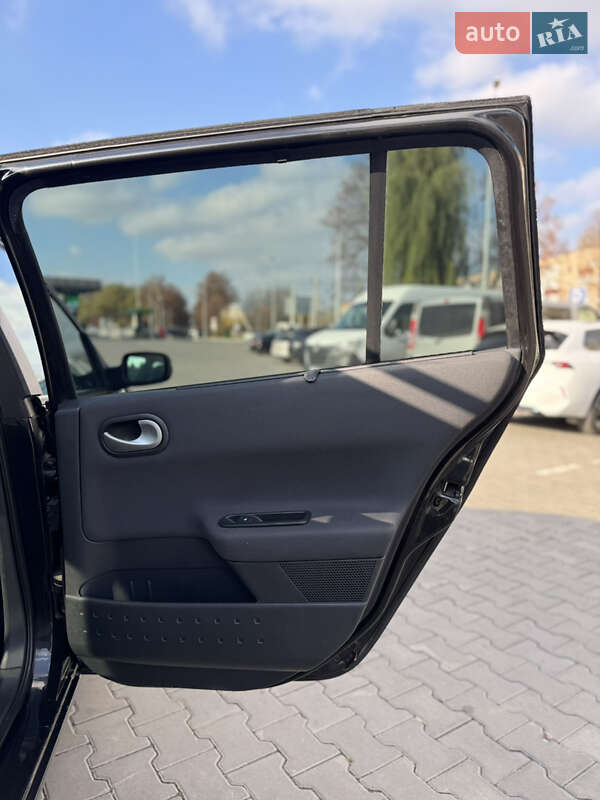 Универсал Renault Megane 2008 в Луцке фото 31 Универсал Renault Megane 2008 в Луцке