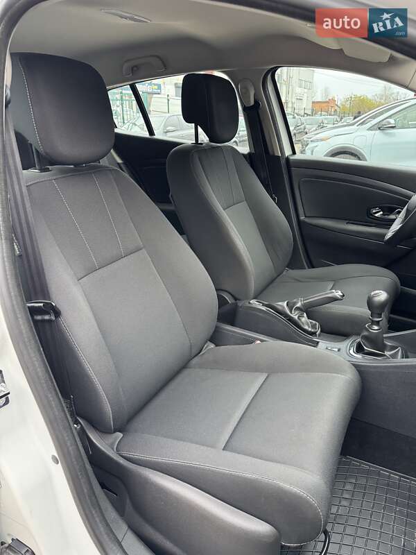 Хэтчбек Renault Megane 2014 в Сумах