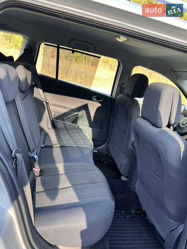 Универсал Renault Megane 2007 в Сходнице фото 9 Универсал Renault Megane 2007 в Сходнице