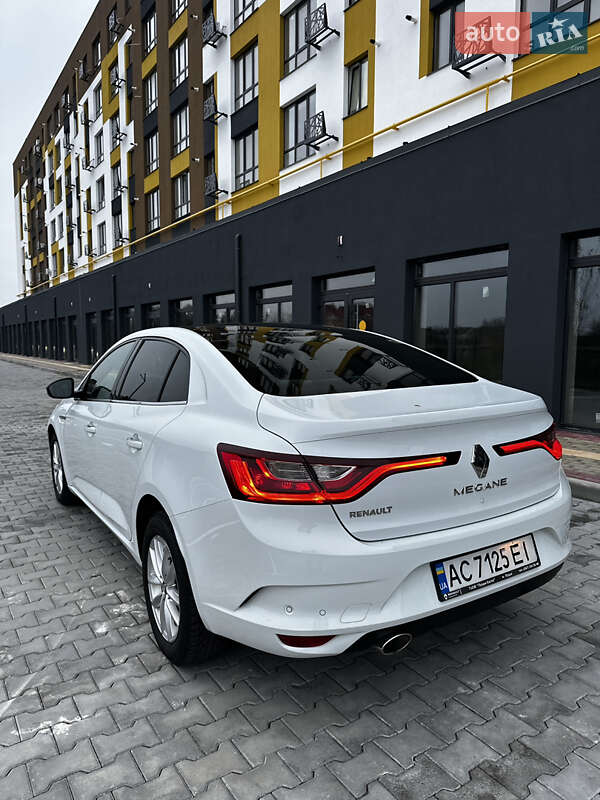 Седан Renault Megane 2020 в Луцке