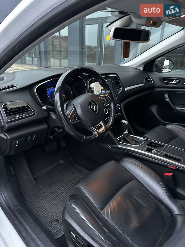 Седан Renault Megane 2020 в Луцке