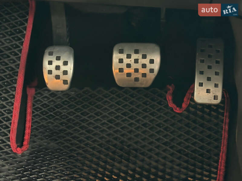 Универсал Renault Megane 2013 в Киеве фото 16 Универсал Renault Megane 2013 в Киеве