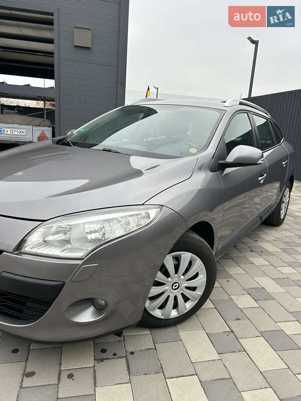 Универсал Renault Megane 2010 в Полтаве