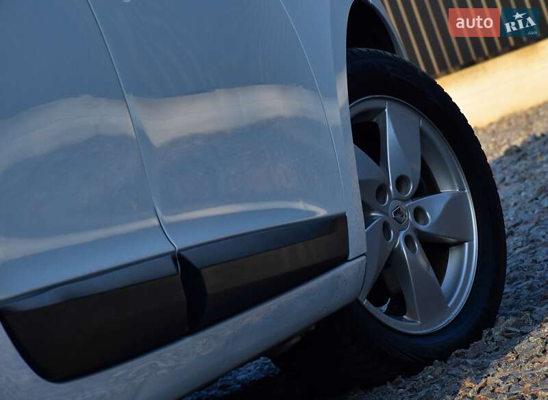 Универсал Renault Megane 2013 в Дрогобыче фото 25 Универсал Renault Megane 2013 в Дрогобыче