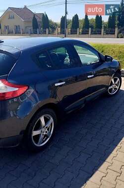 Хэтчбек Renault Megane 2011 в Запорожье
