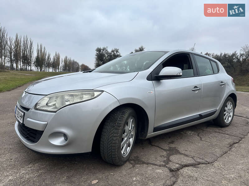 Хэтчбек Renault Megane 2010 в Тростянце фото 7 Хэтчбек Renault Megane 2010 в Тростянце