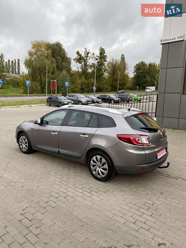 Универсал Renault Megane 2011 в Ровно фото 3 Универсал Renault Megane 2011 в Ровно
