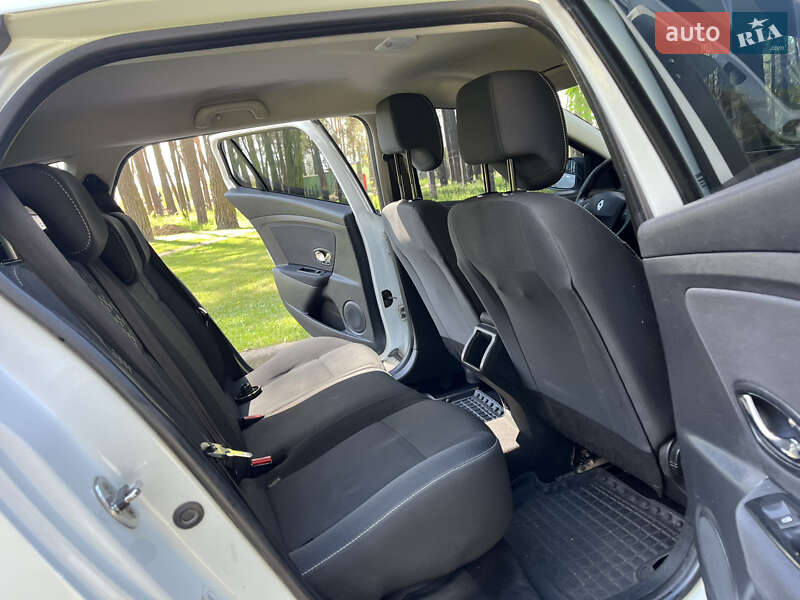 Универсал Renault Megane 2012 в Чернигове фото 23 Универсал Renault Megane 2012 в Чернигове