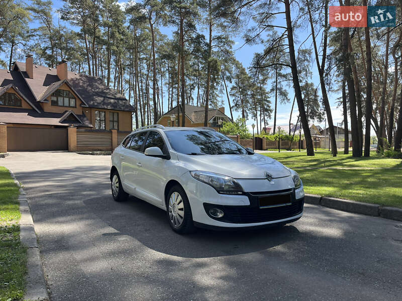 Универсал Renault Megane 2012 в Чернигове фото 27 Универсал Renault Megane 2012 в Чернигове