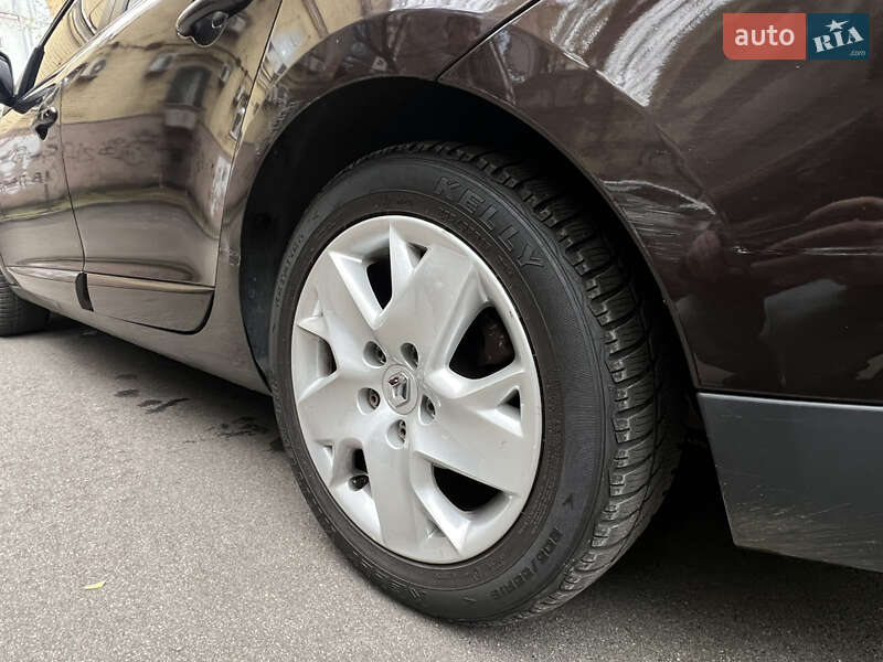 Универсал Renault Megane 2014 в Киеве фото 10 Универсал Renault Megane 2014 в Киеве