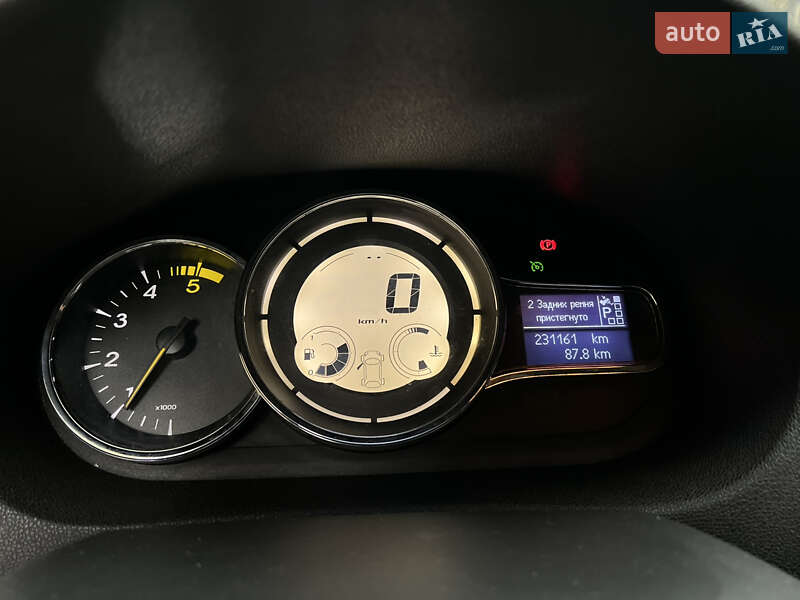 Универсал Renault Megane 2014 в Киеве фото 28 Универсал Renault Megane 2014 в Киеве