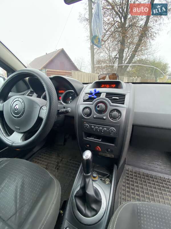 Универсал Renault Megane 2005 в Полтаве фото 3 Универсал Renault Megane 2005 в Полтаве