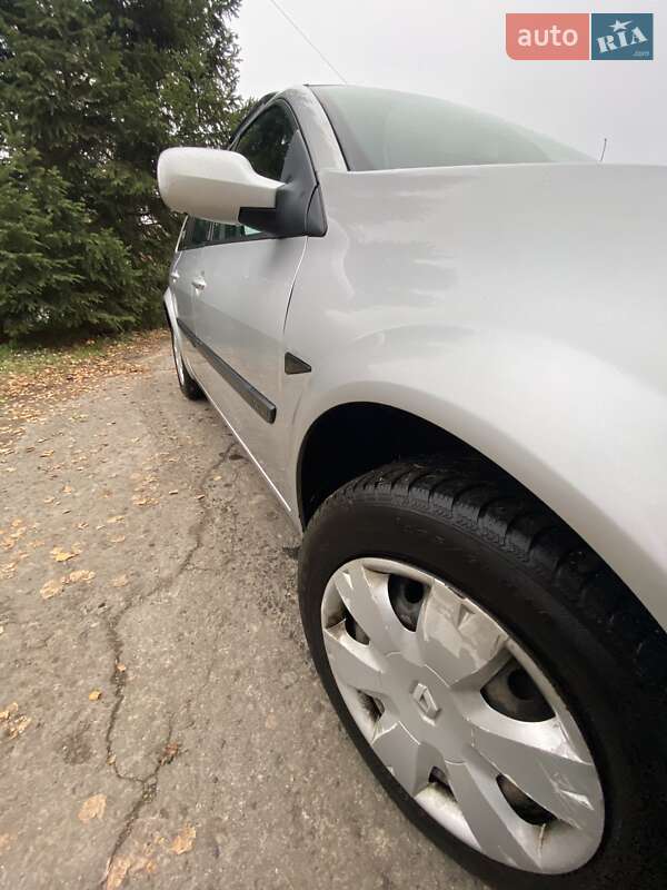 Универсал Renault Megane 2005 в Полтаве фото 18 Универсал Renault Megane 2005 в Полтаве