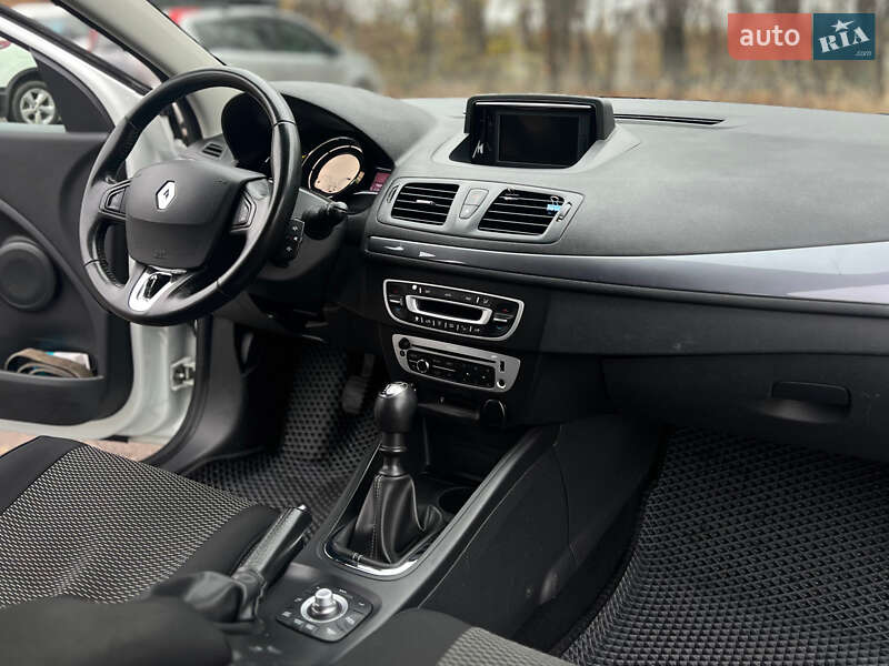 Универсал Renault Megane 2016 в Киеве