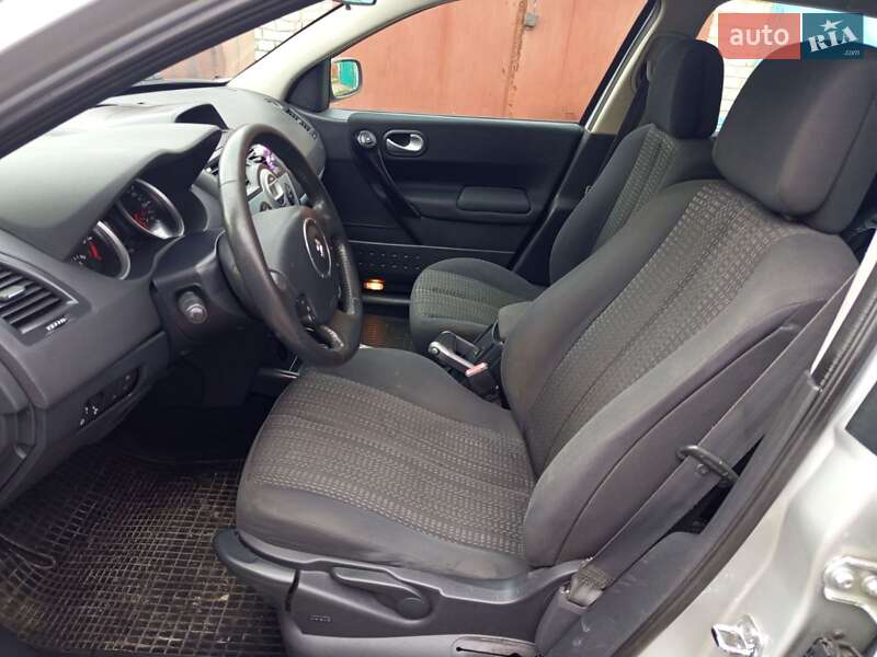 Универсал Renault Megane 2009 в Луцке фото 15 Универсал Renault Megane 2009 в Луцке