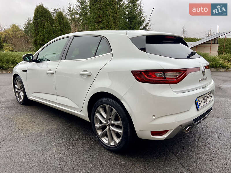 Хэтчбек Renault Megane 2017 в Умани