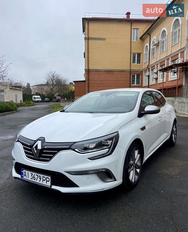 Хэтчбек Renault Megane 2017 в Умани