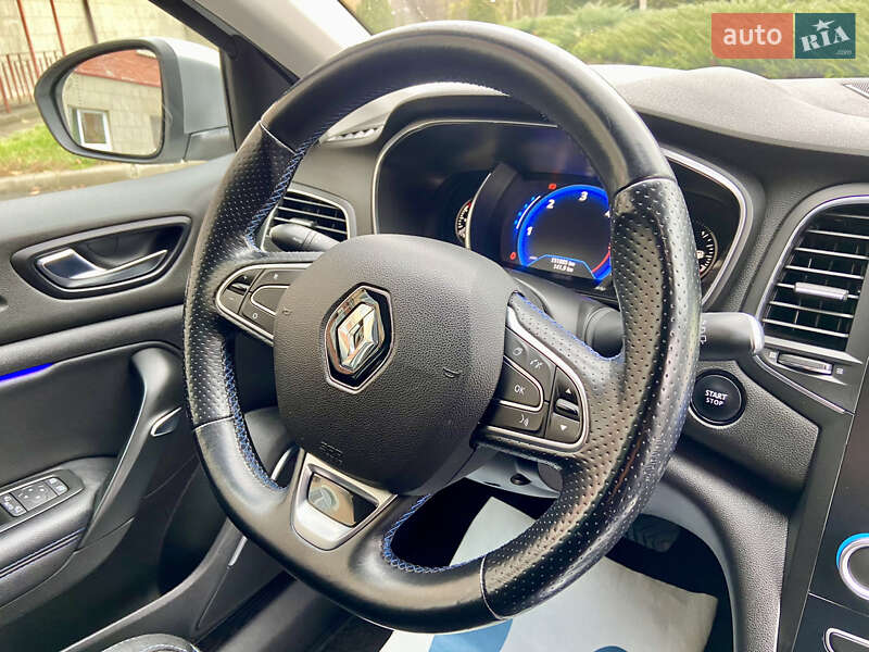 Хэтчбек Renault Megane 2017 в Умани