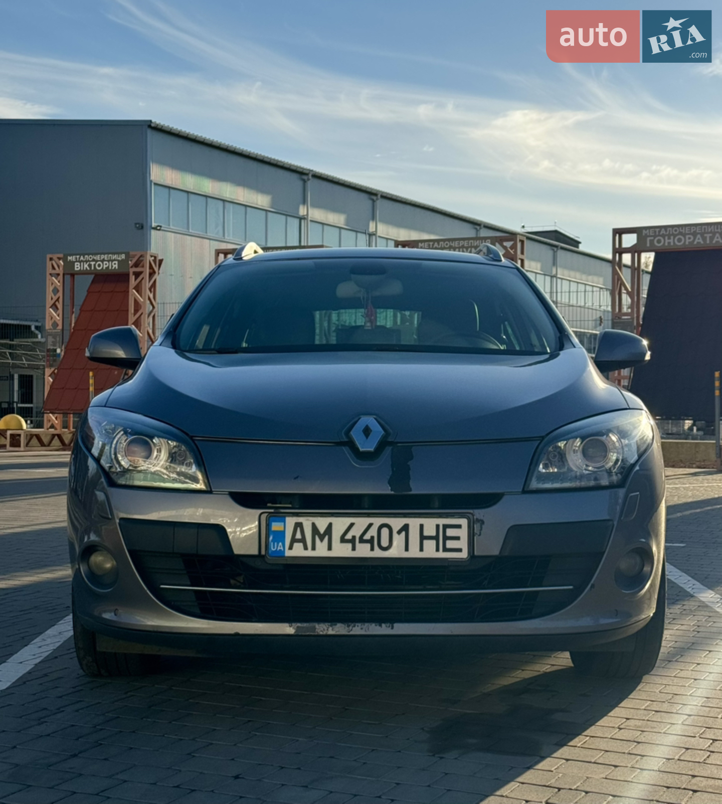 2010 Renault Megane - мініатюра 9