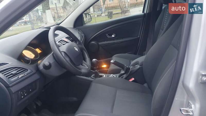 Универсал Renault Megane 2011 в Луцке