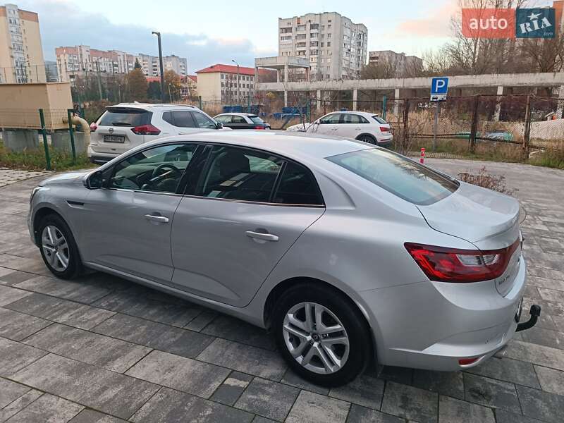 Седан Renault Megane 2020 в Львові