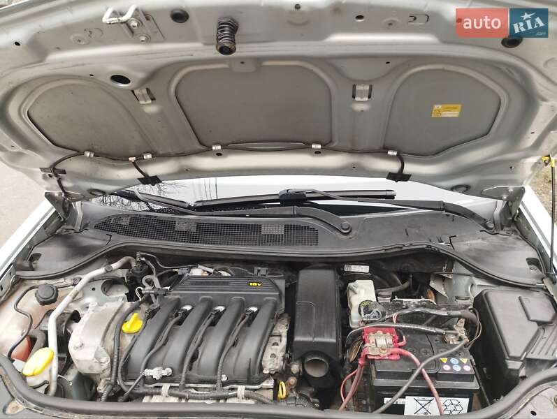 Хэтчбек Renault Megane 2003 в Радомышле фото 14 Хэтчбек Renault Megane 2003 в Радомышле