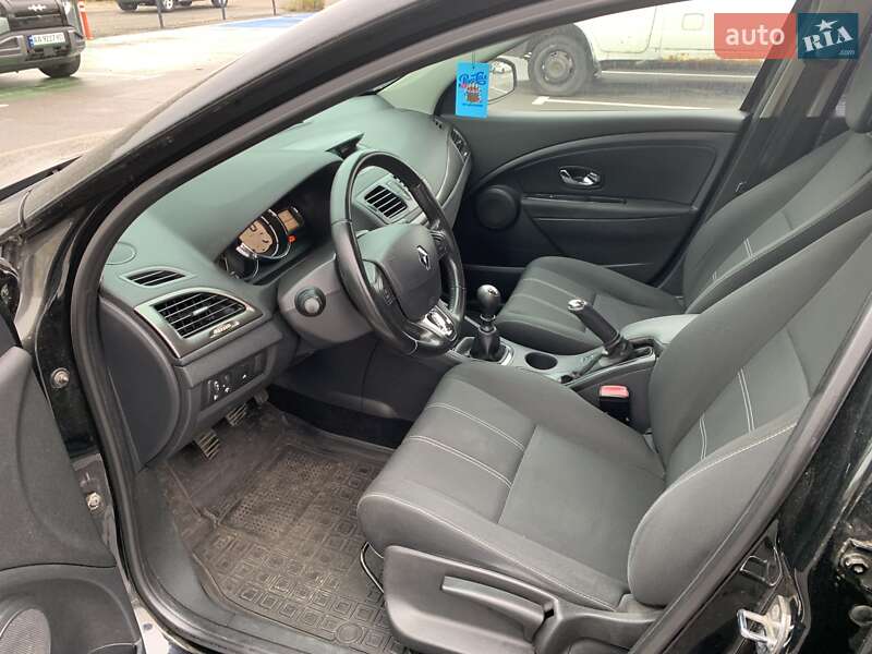 Универсал Renault Megane 2014 в Киеве фото 8 Универсал Renault Megane 2014 в Киеве