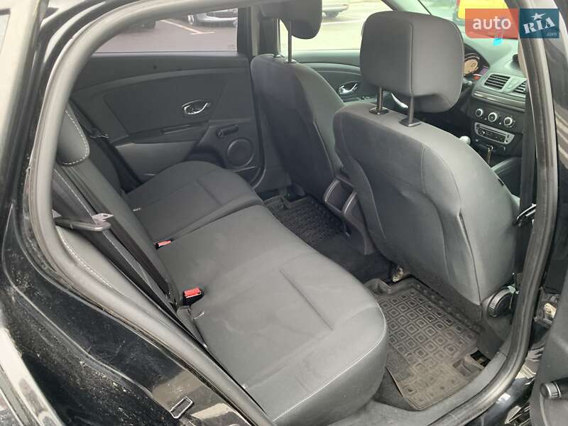 Универсал Renault Megane 2014 в Киеве фото 12 Универсал Renault Megane 2014 в Киеве